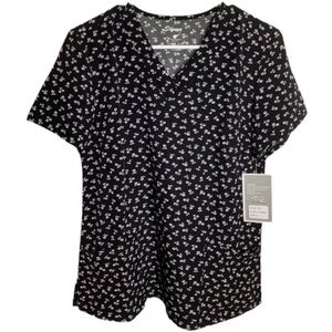 Chic Black and White Flutter Sleeve Blouse scrub top